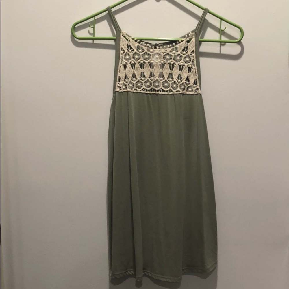 Tank top with crochet details by Loveappella